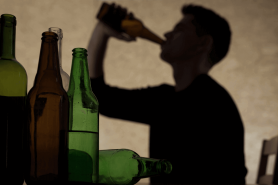 Consumul excesiv de alcool, în rândul bărbaților, poate avea un efect șocant asupra copilului nenăscut